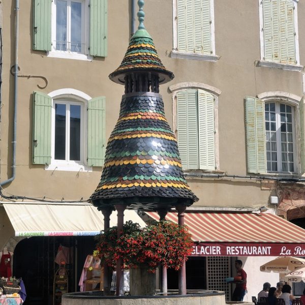 The Pagoda Fountain and its colourful tiles
