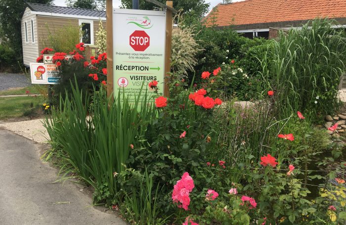 Camping LE CAMP DES ROSES *** à Aubers Nord - CampingFrance.com