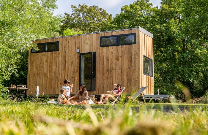 Camping Slow Village Loire Vallee Aux Ponts De Ce Maine Et Loire Campingfrance Com